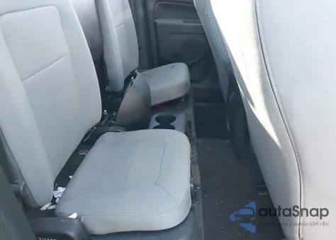 2018 Chevrolet Colorado Wt z USA, uszkodzony, nr VIN 1GCHSBEA0J1215710